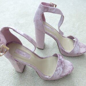 FOREVER 21 light lilac velvet chunky platform heels